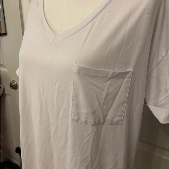 Basic white v-neck tee soft comfy classic size XL - Picture 7 of 11
